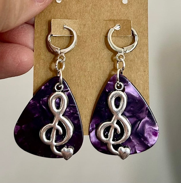 Pick earrings - Purple with Treble Clef