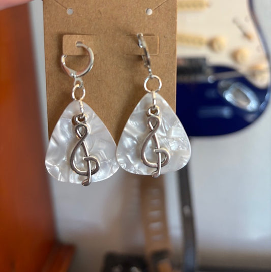 Pick earrings - Pearl White with silver tone treble clef