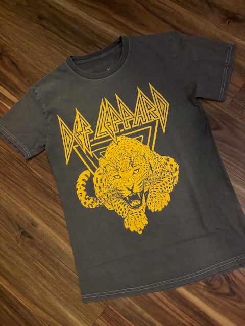 Def Leppard Women's shirt